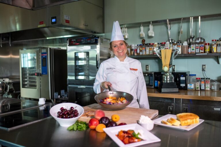 Chef Jennifer Denlinger,  Ph.D., Chaîne member, named ACF Chef Educator of the Year